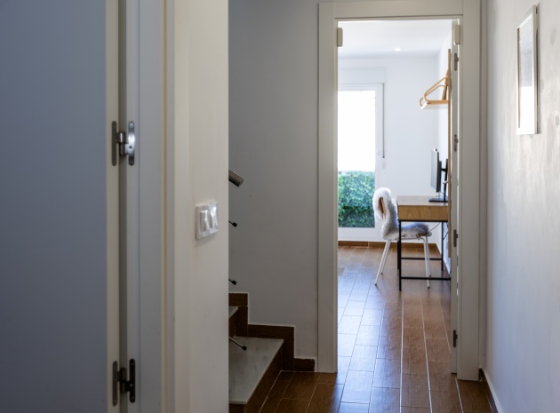 Resale - Townhouse - Torrevieja - Aguas Nuevas