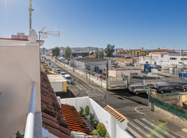 Resale - Townhouse - Torrevieja - Aguas Nuevas