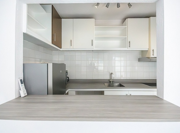 Resale - Townhouse - San Miguel de Salinas - balcon costa