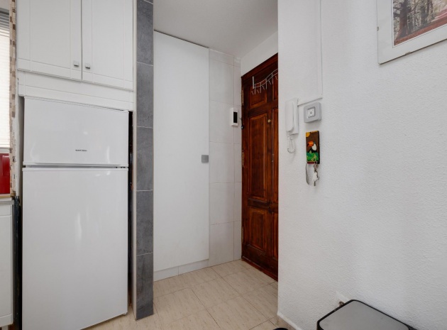 Resale - Apartment - Torrevieja - san luis