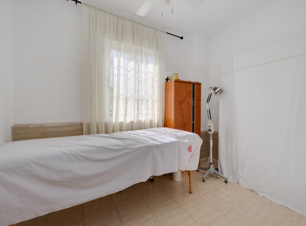 Resale - Apartment - Torrevieja - san luis