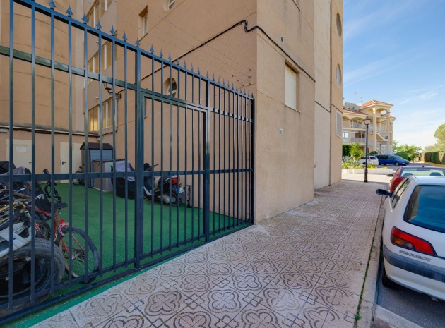 Resale - Apartment - Torrevieja - san luis