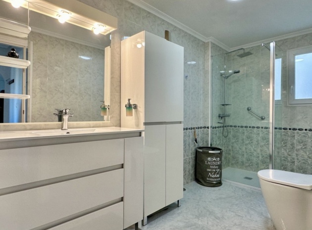 Återförsäljning - Lägenhet - Playa Flamenca