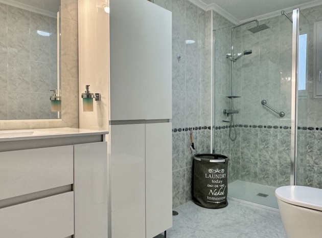 Återförsäljning - Lägenhet - Playa Flamenca