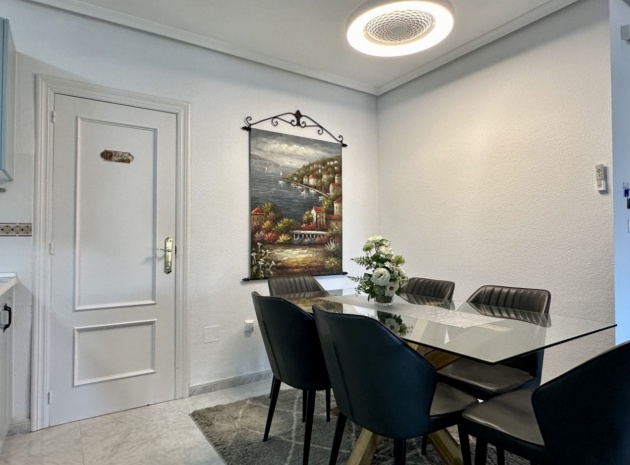 Återförsäljning - Lägenhet - Playa Flamenca