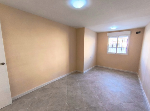 Resale - Bungalow - Torrevieja - el chaparral