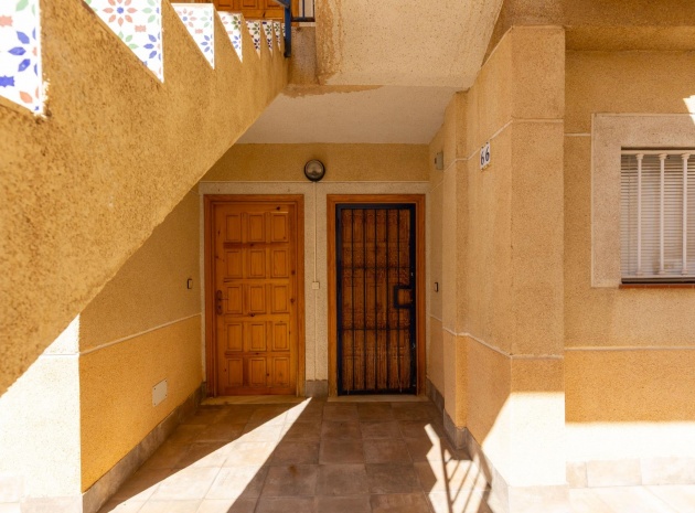 Resale - Apartment - Torrevieja - Beachside Torrevieja