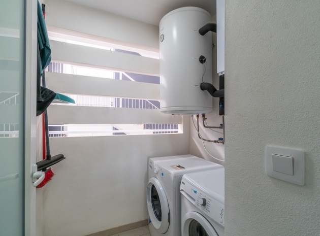 Återförsäljning - Lägenhet - Playa Flamenca - Res. Flamenca Village