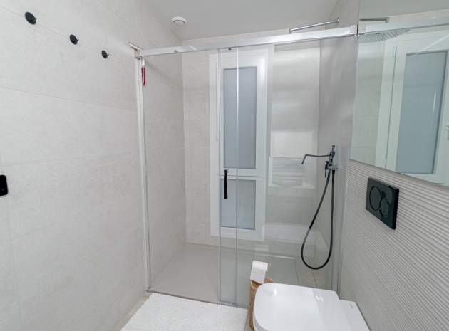 Resale - Villa - Algorfa - La Finca Golf Resort