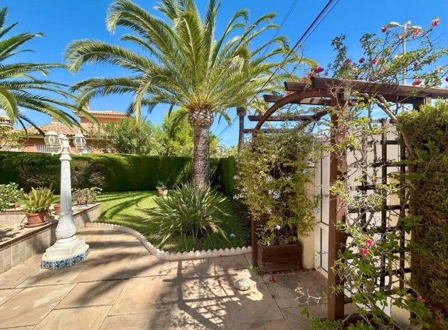 Resale - Villa - Cabo Roig - beachside cabo roig