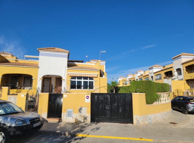 Wiederverkauf - Bungalow - Los Montesinos - La Herrada