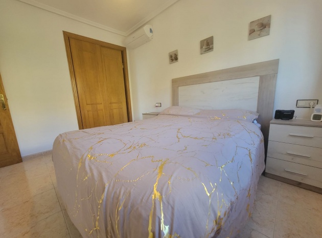 Wiederverkauf - Bungalow - Los Montesinos - La Herrada