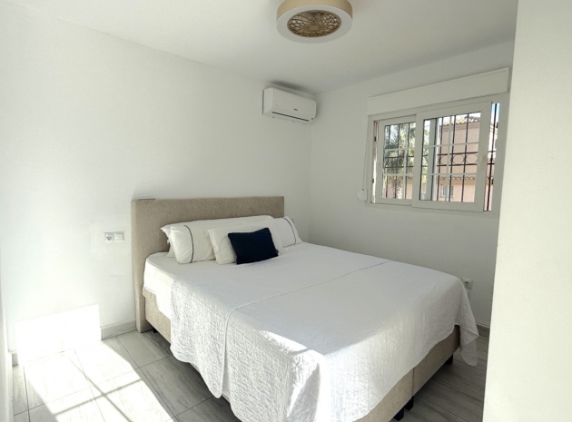 Återförsäljning - Villa - Playa Flamenca - perla del mar