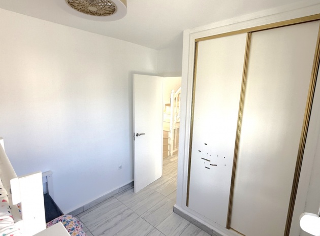 Återförsäljning - Villa - Playa Flamenca - perla del mar