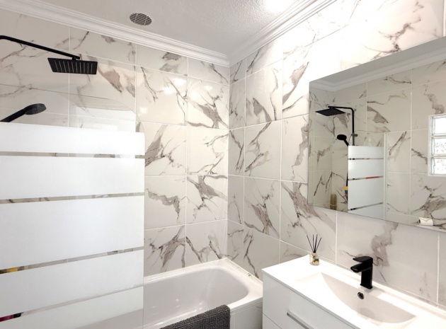 Återförsäljning - Villa - Playa Flamenca - perla del mar