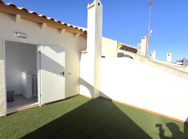 Återförsäljning - Villa - Playa Flamenca - perla del mar