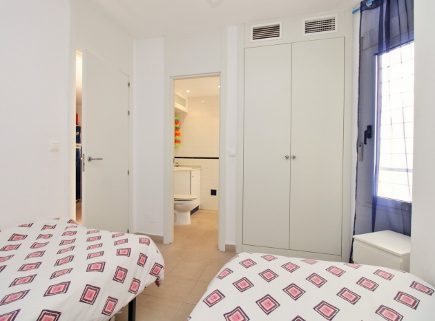 Återförsäljning - Lägenhet - Playa Flamenca - el rincon