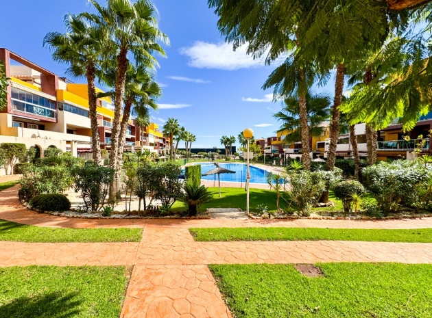 Återförsäljning - Lägenhet - Playa Flamenca - el bosque