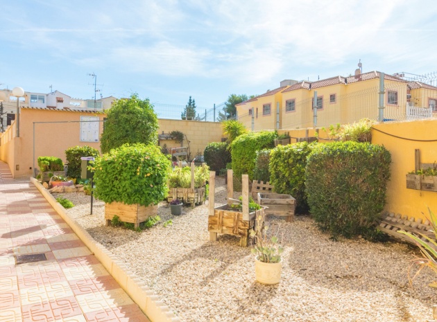 Resale - Apartment - Torrevieja - el chaparral