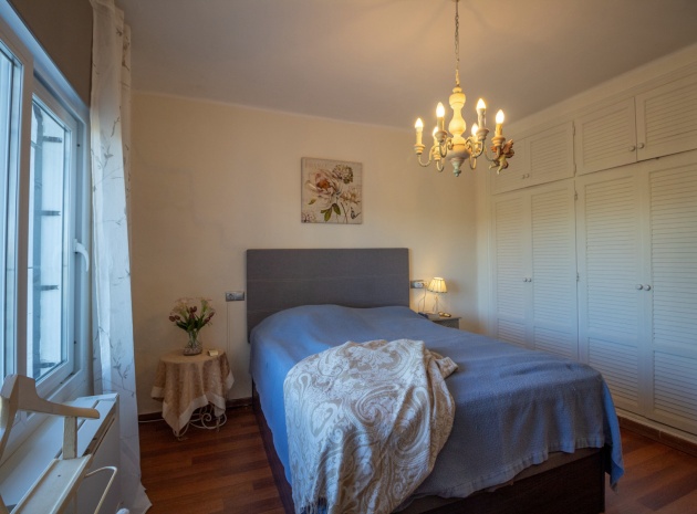 Resale - Townhouse - Villamartin - Fortuna