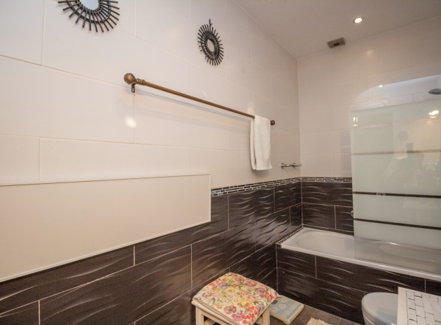 Resale - Townhouse - Villamartin - Fortuna