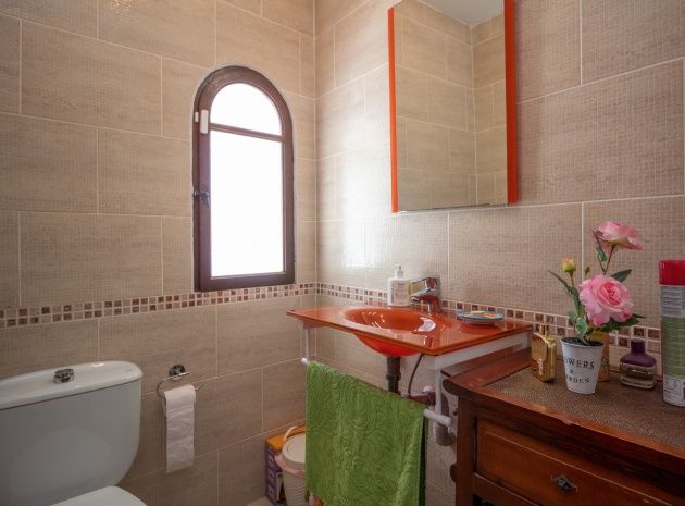 Resale - Townhouse - Villamartin - Fortuna