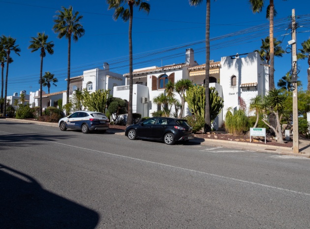 Resale - Townhouse - Villamartin - Fortuna