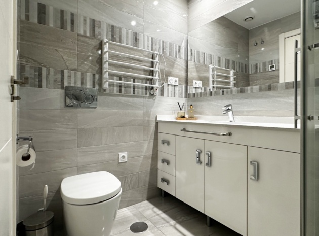 Revente - Appartement - Punta Prima - Res. Sea Senses