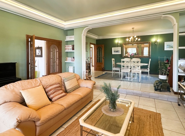 Resale - Villa - La Mata - Beachside La Mata