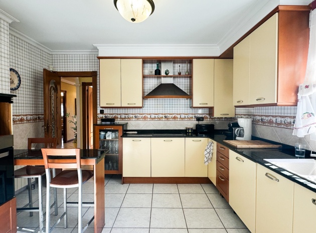 Resale - Villa - La Mata - Beachside La Mata