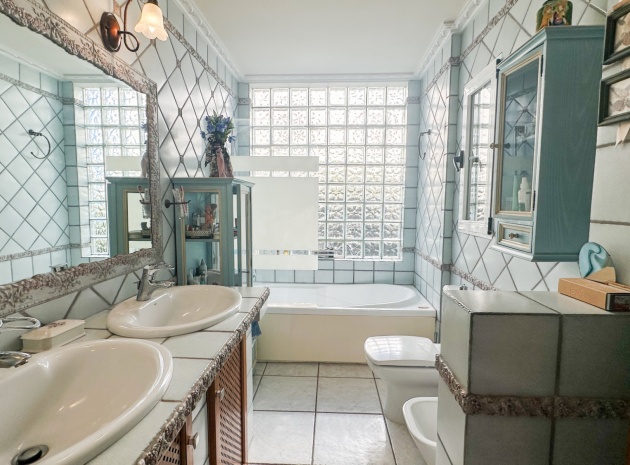 Resale - Villa - La Mata - Beachside La Mata