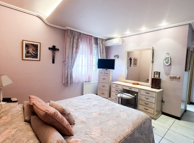 Resale - Villa - La Mata - Beachside La Mata