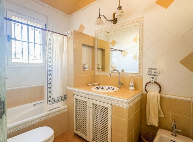 Resale - Villa - La Mata - Beachside La Mata