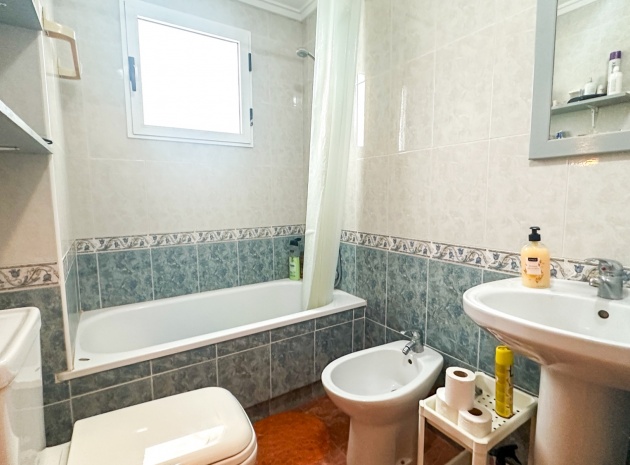 Resale - Apartment - Torrevieja - Beachside Torrevieja