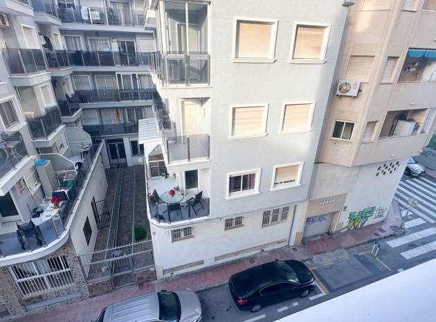 Resale - Apartment - Torrevieja - Beachside Torrevieja