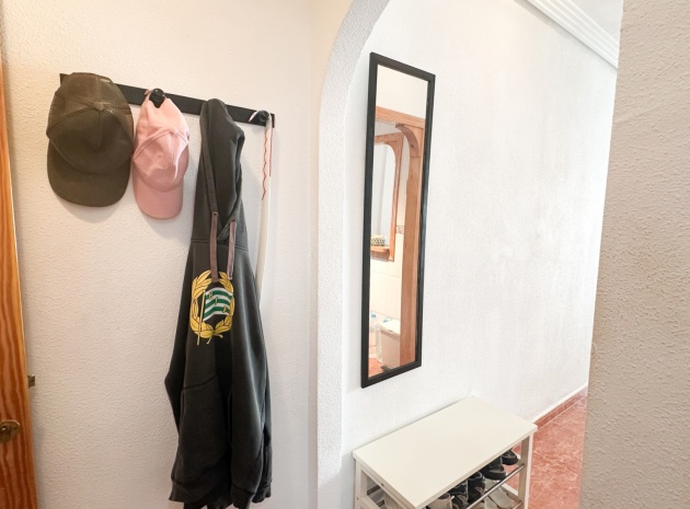 Resale - Apartment - Torrevieja - Beachside Torrevieja