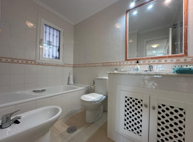 Wiederverkauf - Wohnung - Villamartin - La Fuente