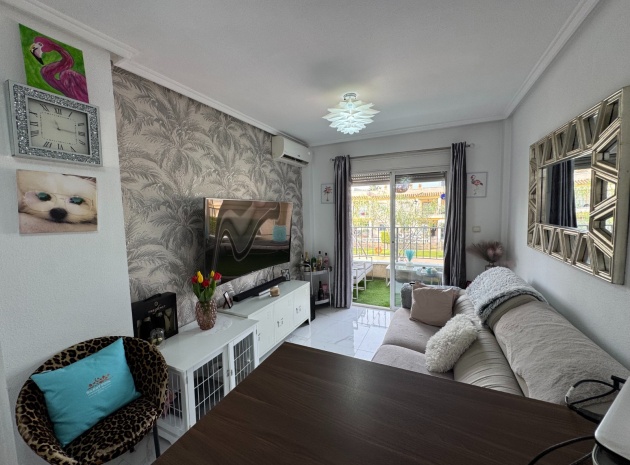 Resale - Apartment - Villamartin - st james hill