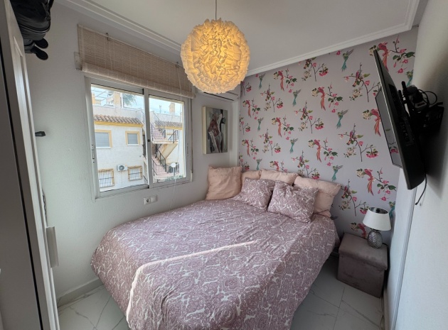 Resale - Apartment - Villamartin - st james hill