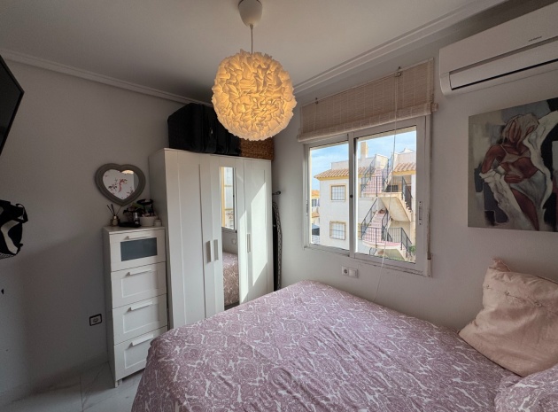 Resale - Apartment - Villamartin - st james hill