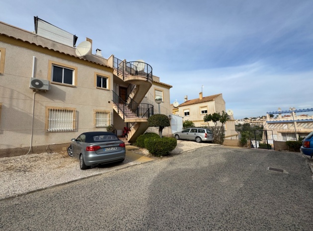 Resale - Apartment - Villamartin - st james hill