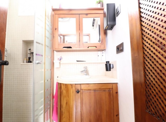 Wiederverkauf - Villa - Campoamor - Castillo de Don Juan