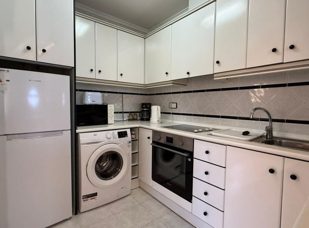 Resale - Apartment - Punta Prima - Las Barcas