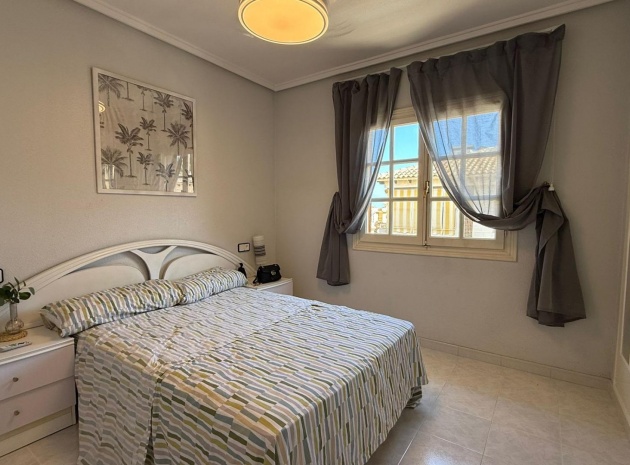 Resale - Apartment - Punta Prima - Las Barcas