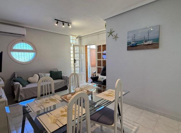 Resale - Apartment - Punta Prima - Las Barcas