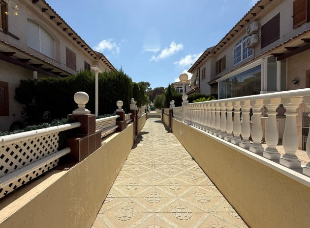 Resale - Apartment - Punta Prima - Las Barcas