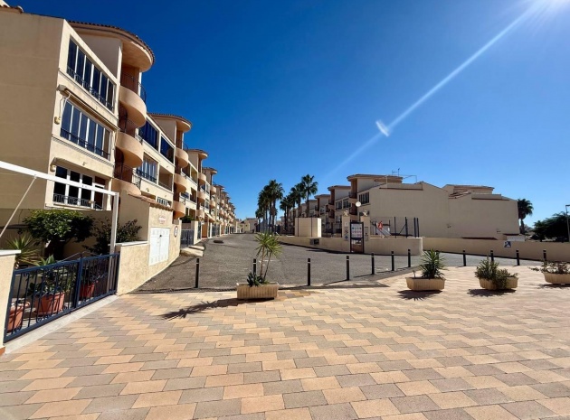 Resale - Apartment - Punta Prima - La Cinuelica