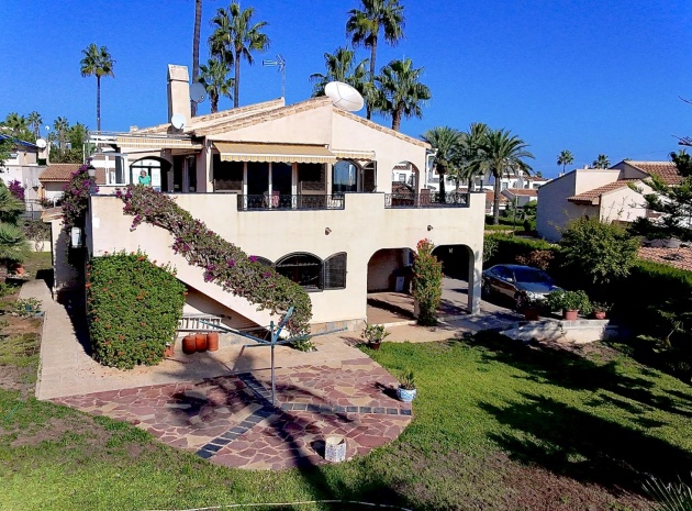 Wiederverkauf - Villa - Villamartin