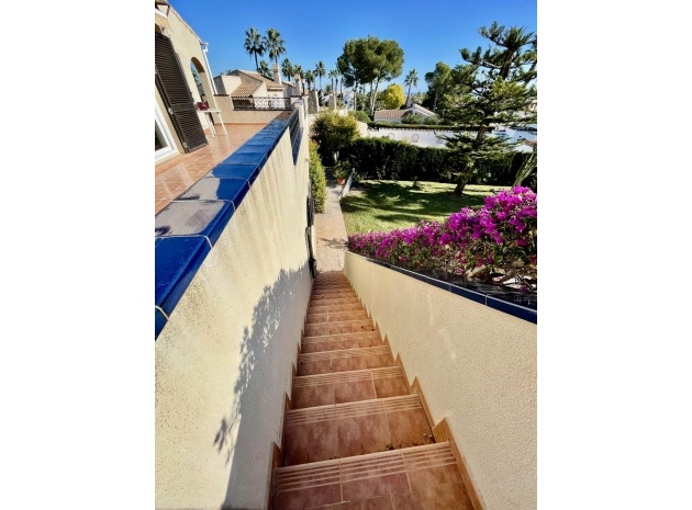 Wiederverkauf - Villa - Villamartin