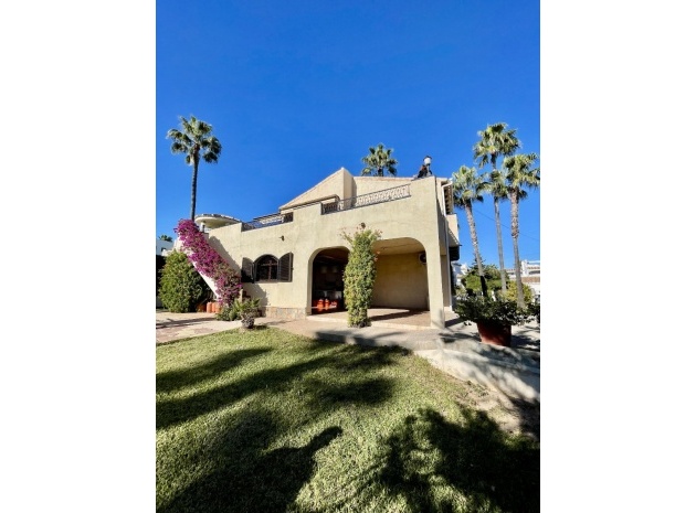 Wiederverkauf - Villa - Villamartin